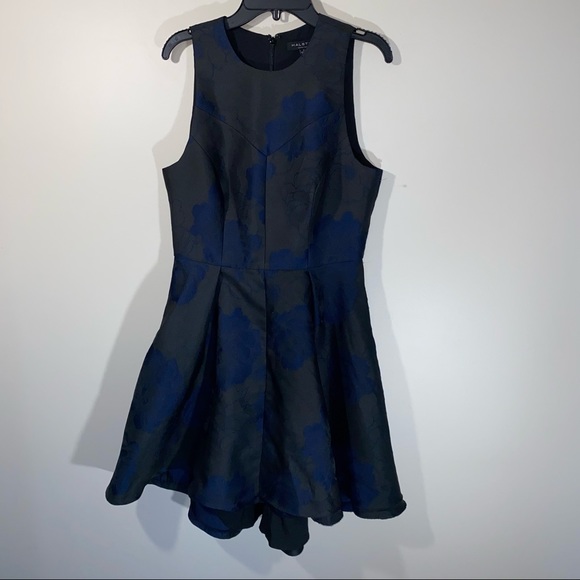 Halston Heritage Black sleeveless Dress Blue Print size 2 fit and flare - Picture 2 of 8